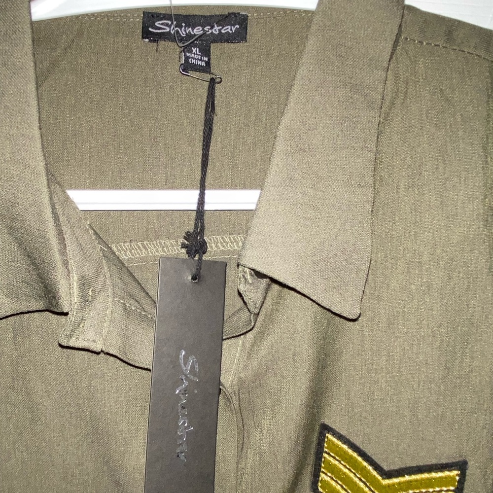 Cropped Blouse - Picture 4 of 5